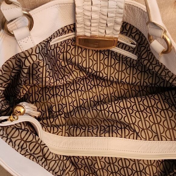 Bill Blass Off White Ruffled Shoulder Bag Purse - Picture 5 of 8